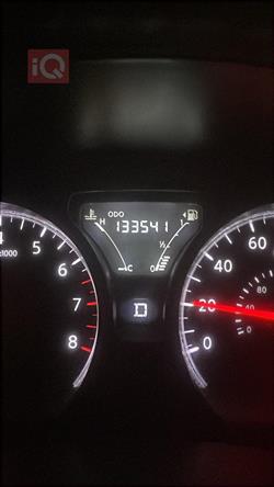 نيسان فيرسا